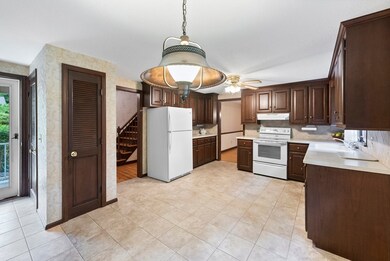 9 Old Coach Rd, Wilbraham, MA 01095 - photo 3