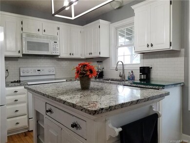 1536 Stonecroft Dr, Lincolnton, NC 28092 - photo 5