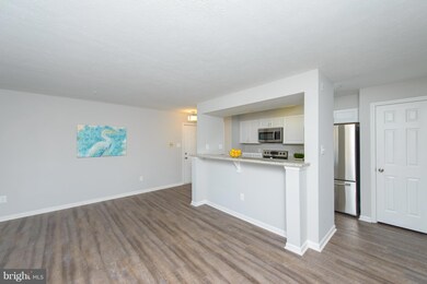 686 Jupiter Hills Ct unit 3-3H, Arnold, MD 21012 - photo 3