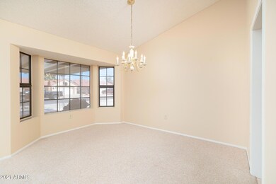 Desert Glen - Living 3