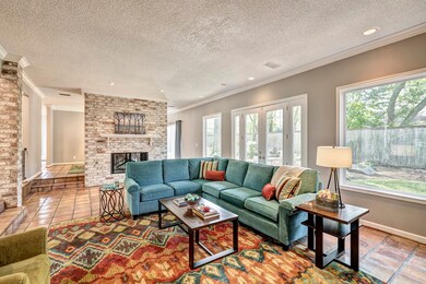 12323 Tunbridge Ln, Houston, TX 77024 - photo 4