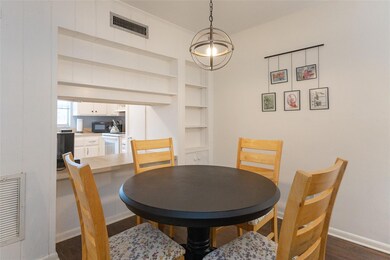 677 Royal Palm Blvd unit 8, Vero Beach, FL 32960 - photo 7