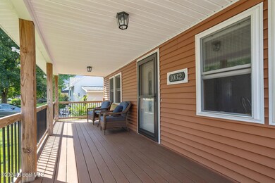 4-web-or-mls-1032PeterRd_04