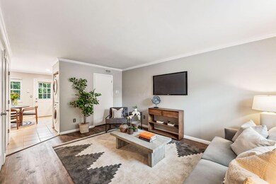 24-web-or-mls-3048-dorris-ave