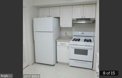 1671 Parkcrest Cir unit 400, Reston, VA 20190 - photo 2