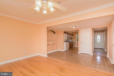 7611 Stuart Ct, Manassas, VA 20111 - photo 3