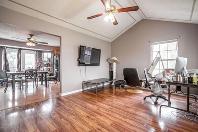 454 Bryce Way, Mount Washington, KY 40047 - photo 2