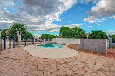 17427 N Azure Ct, Sun City, AZ 85373 - photo 4