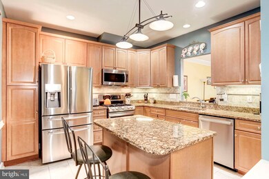 8967 Fascination Ct, Lorton, VA 22079 - photo 5