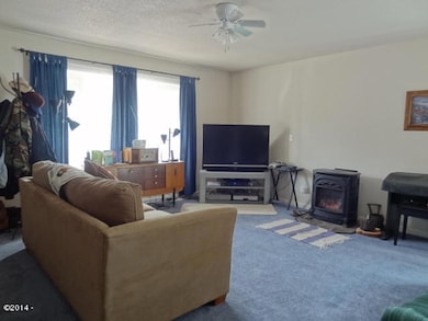 493 SE Neptune Ave, Lincoln City, OR 97367 - photo 3