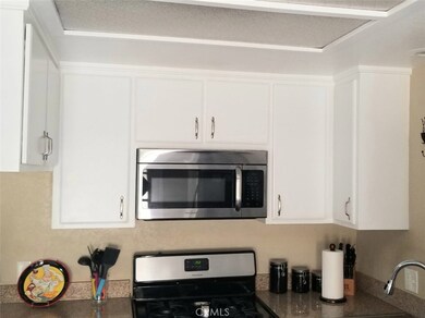 9903 Cedar St unit 5, Bellflower, CA 90706 - photo 6