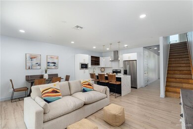 Kitchen & Great Room