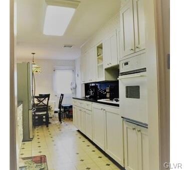 1046 N Glenwood St, Allentown, PA 18104 - photo 7