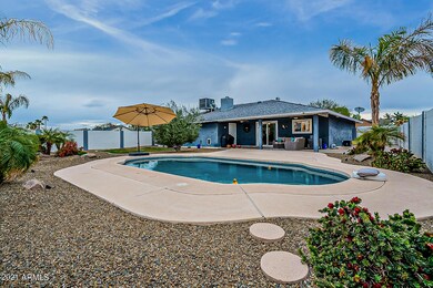 3905 E Garnet Cir, Mesa, AZ 85206 - photo 2