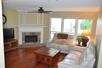 7427 Dogwood Falls Rd, Houston, TX 77095 - photo 4