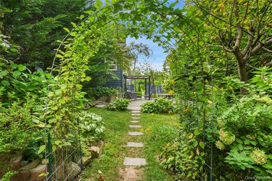 153 S Quaker Hill Rd, Patterson, NY 12563 - photo 3