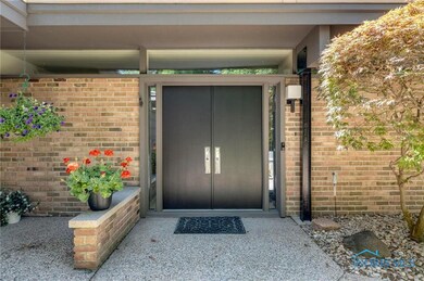 5124 Corey Rd, Toledo, OH 43623 - photo 3