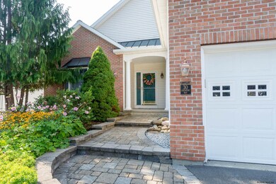 30 Cheshire Way, Albany, NY 12211 - photo 2