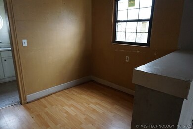711 Hargrove St, Ardmore, OK 73401 - photo 6
