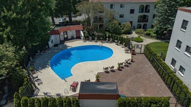 220 Fellsview Terrace unit 224, Stoneham, MA 02180 - photo 3