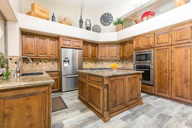 6765 E Duane Ln-22