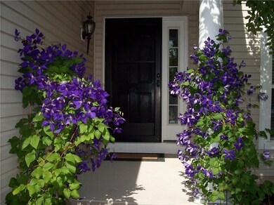 WOW ! GORGEOUS FRONT ENTRY TO YOUR NEXT HOME !!