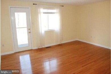 19136 Partridge Wood Dr, Germantown, MD 20874 - photo 5