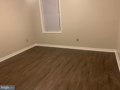 4742 Pine St unit 104, Philadelphia, PA 19143 - photo 6