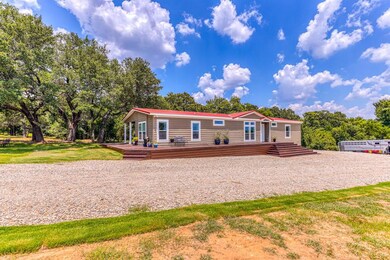 901 Harmony Cir, Weatherford, TX 76087 - photo 4