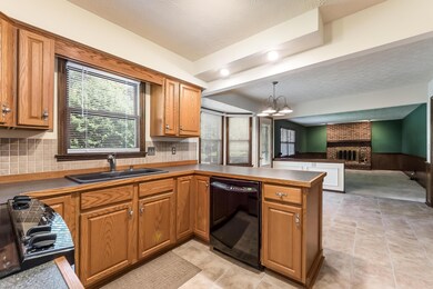 lots of counter space