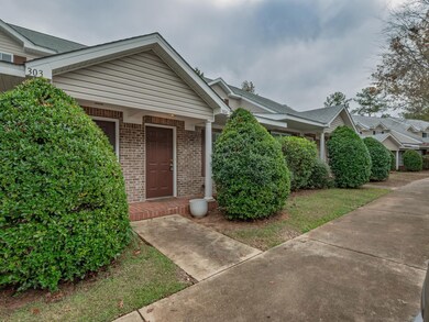 2738 W Tharpe St unit 304, Tallahassee, FL 32303 - photo 2