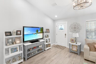 2622 Lake Silver Rd, Crestview, FL 32536 - photo 5