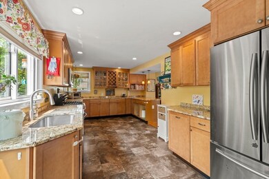 143 Morton St, Winthrop, MA 02152 - photo 4