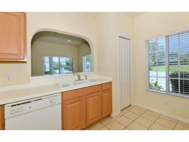323 Cape Harbour Loop unit 107, Bradenton, FL 34212 - photo 3