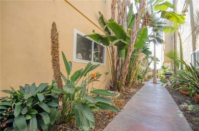 2202 W Oceanfront unit B, Newport Beach, CA 92663 - photo 2