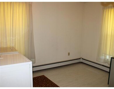 227 Roslyn Ave, Erie, PA 16505 - photo 5