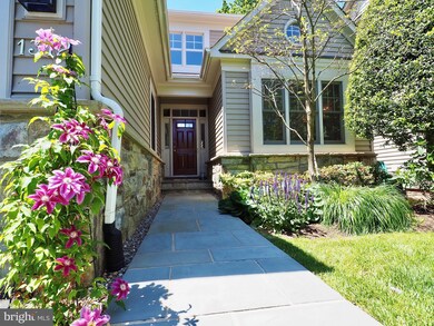 1312 Red Hawk Cir, Reston, VA 20194 - photo 5