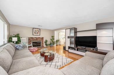 66 Colburn Rd, Reading, MA 01867 - photo 3