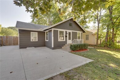 1210 Douglas Ave, Des Moines, IA 50313 - photo 3