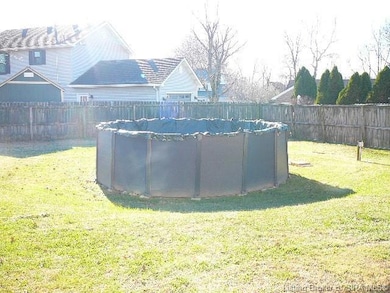 4304 Jeffers Dr, New Albany, IN 47150 - photo 4