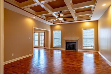 1916 Clearwater Dr, Lawrenceburg, KY 40342 - photo 4