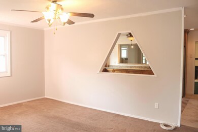 1014 Harrison Dr, Laurel, MD 20707 - photo 3