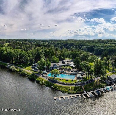 139 Broadmoor Dr, Hawley, PA 18428 - photo 5