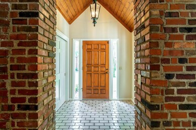 1427 Roxbury Rd unit Carriage House E, Columbus, OH 43212 - photo 5