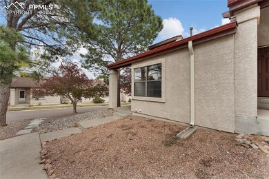 625 Autumn Crest Cir unit A, Colorado Springs, CO 80919 - photo 5
