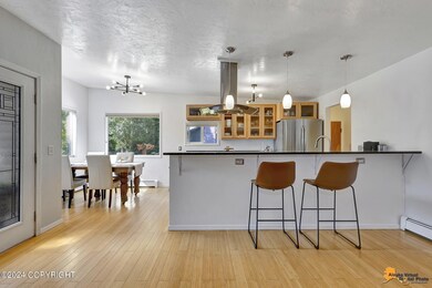 Breakfast bar
