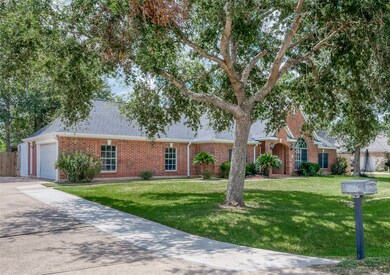 14211 Cally Cir, Needville, TX 77461 - photo 2