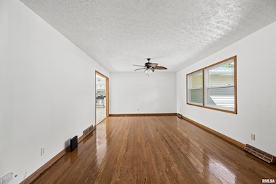 2525 4th Street A, East Moline, IL 61244 - photo 5