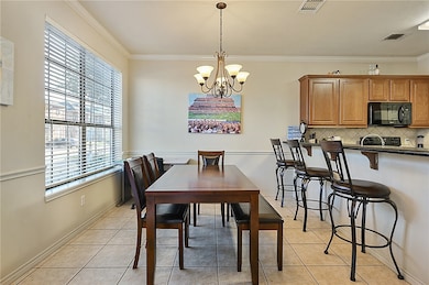 208 Forest Dr, College Station, TX 77840 - photo 3