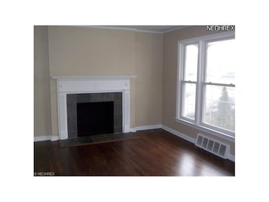 This bungalow has a fireplace!